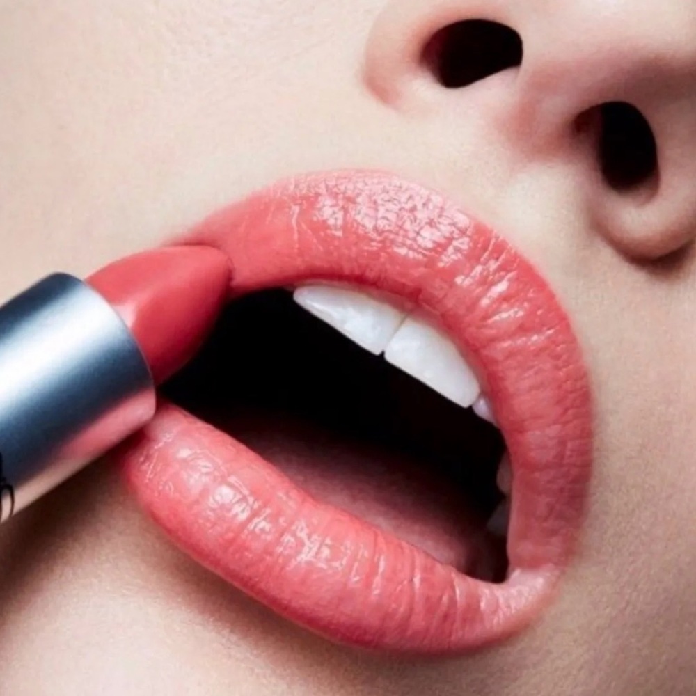 New In Box MAC Lipstick- See Sheer (Rose Pink) - Picture 2 of 8